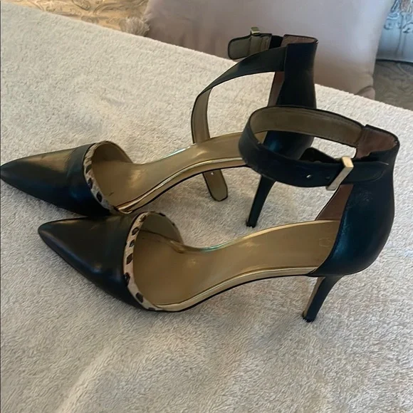 Heels - Picture 3 of 6